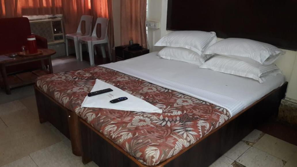 Hotel Subhash Midc Andheri Mumbai Bagian luar foto